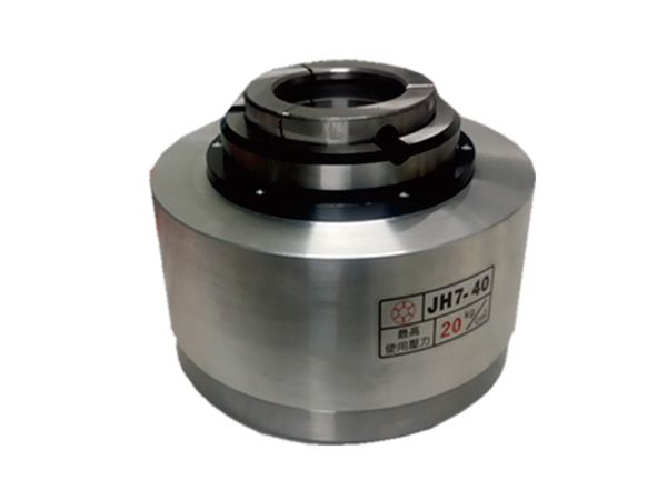 Hydraulic and pneumatic precision rotary chuck